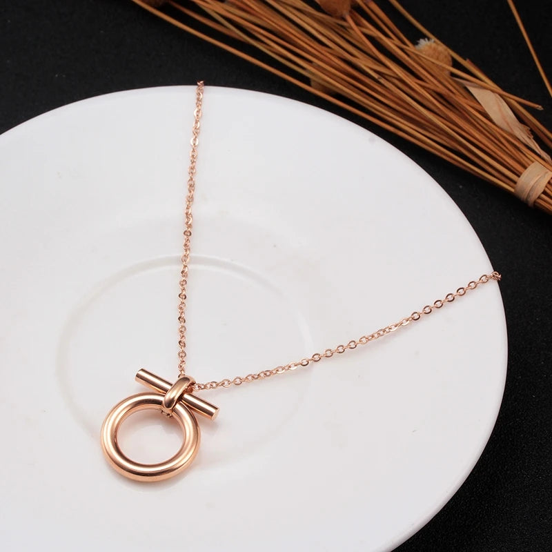 Horseshoe Pendant Necklace Stainless Steel Vintage Lucky Choker Necklace Jewelry Gift - Guangzhou Mingshixuan Jewellery CO.,Ltd