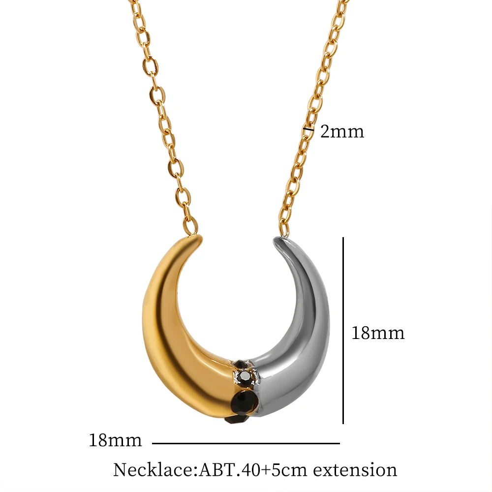 Two Color Matching Moon Pendant Necklace Earring Set with Black Crystal Inlay Personalized Jewelry - Guangzhou Mingshixuan Jewellery CO.,Ltd