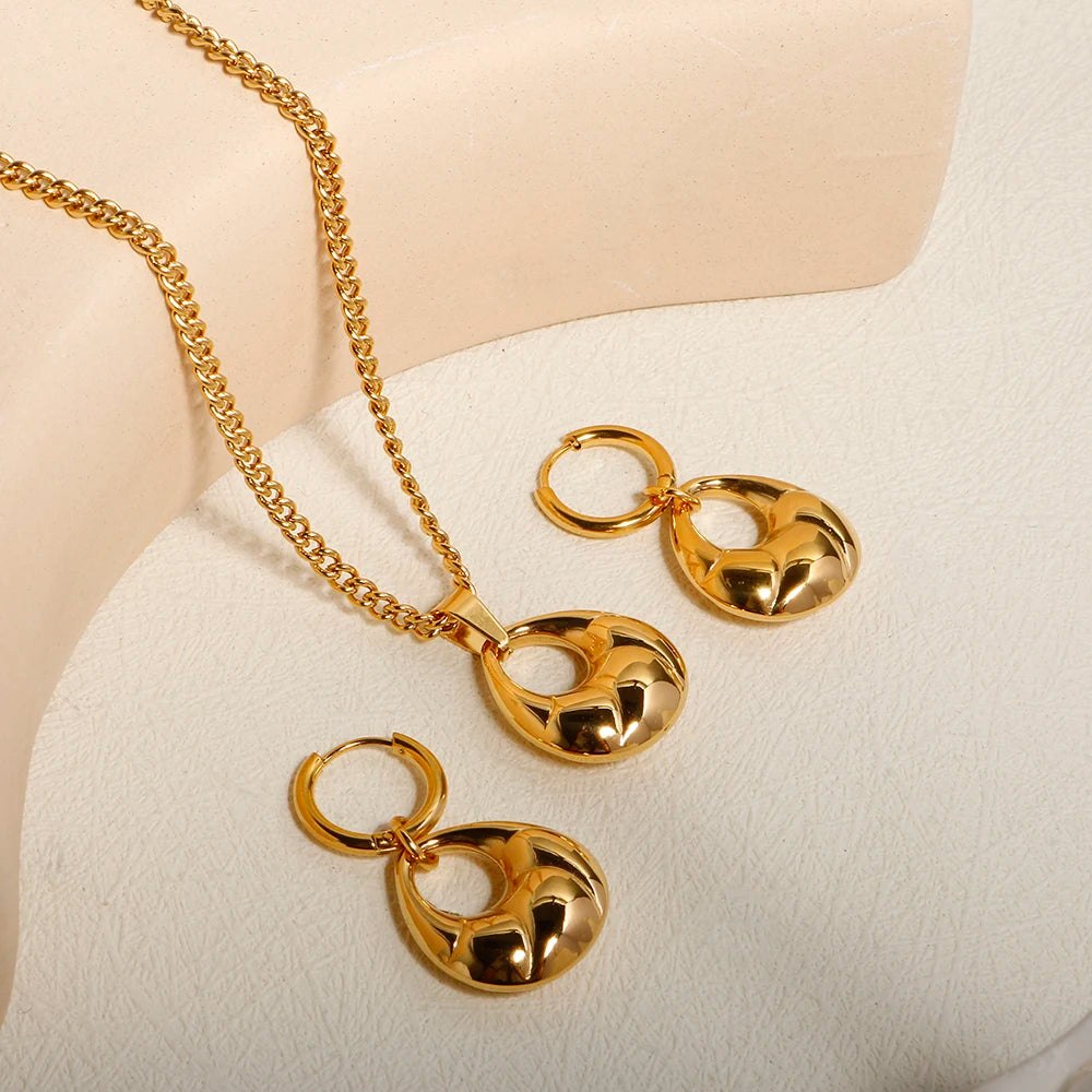 Smooth Droplet Hollow Pendant Necklace Earring Set - Guangzhou Mingshixuan Jewellery CO.,Ltd