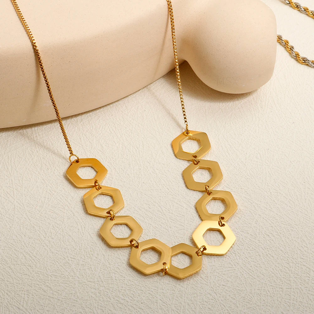 Hollow Hexagonal Series Pendant Classic Fine Chain Necklace Charming Jewelry