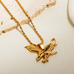 Dapeng Spreading Wings Pendant Necklace