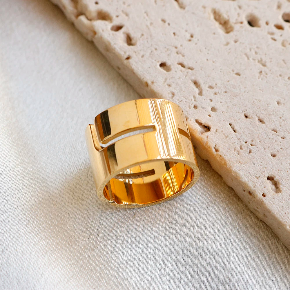 Wide Ring 18k Minimalist Lines Hollow Jewelry Gifts - Guangzhou Mingshixuan Jewellery CO.,Ltd