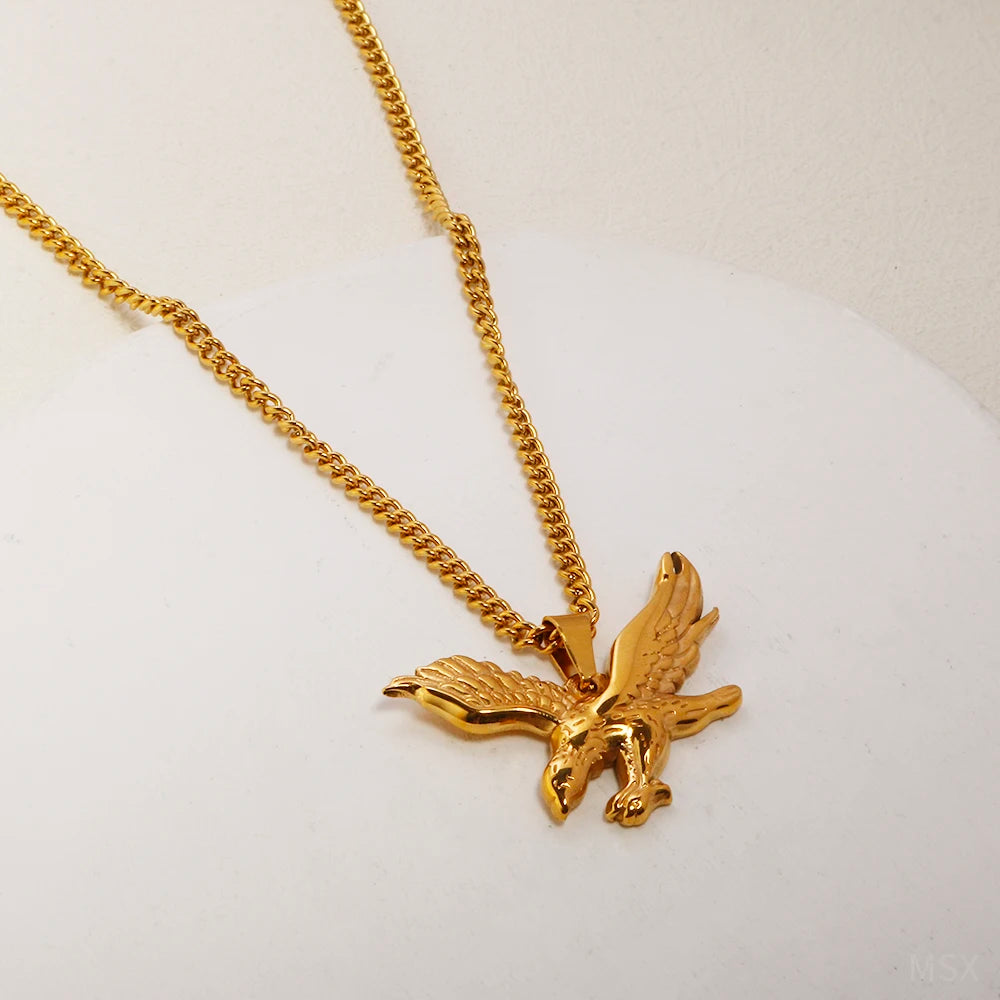 Dapeng Spreading Wings Pendant Necklace