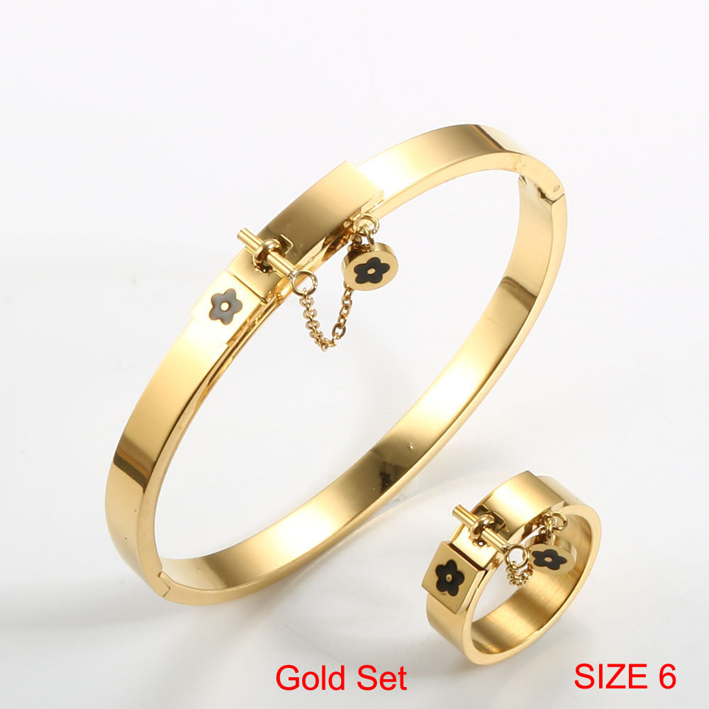 Flower Charm Finger Rings For Men Women - Guangzhou Mingshixuan Jewellery CO.,Ltd